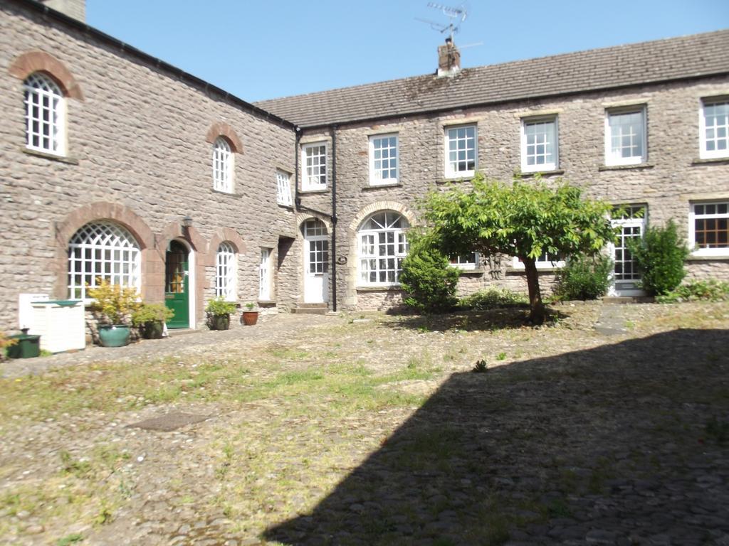 The Apartment Of Antiquity Kirkby Stephen Oda fotoğraf
